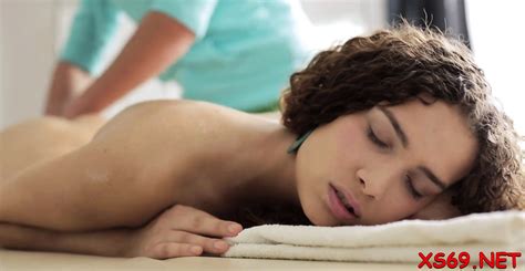 Salacious Teen Blonde Emma Brown Begs For Tool