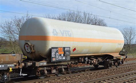 Druckgaskesselwagen Vom Einsteller VTG Mit Der Nr 33 RIV 80 D VTG 7809