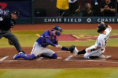 Rangers Toma Ventaja En La Serie Ganan A Diamondbacks