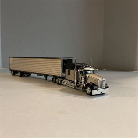 Dcp 1 64 Scale Kenworth W900l Pulling A Spread Axle Reefer Trailer 4604428566