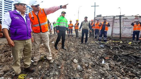 Gobernador Regional Del Callao Ciro Castillo Rojo Brind Apoyo A