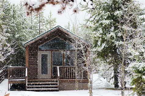 5 ways to care for your cottage this winter - Cottage Life