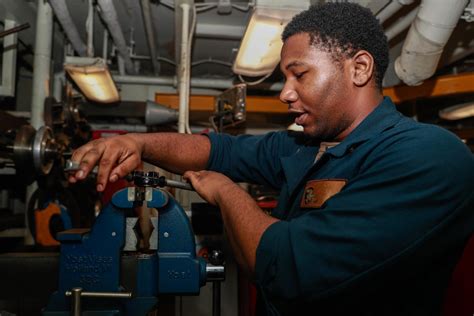 Dvids Images Abraham Lincoln Sailors Conduct Maintenance Image