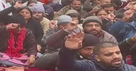 Kashmiri Pandits Protest In Jammu Amid Terror Attacks