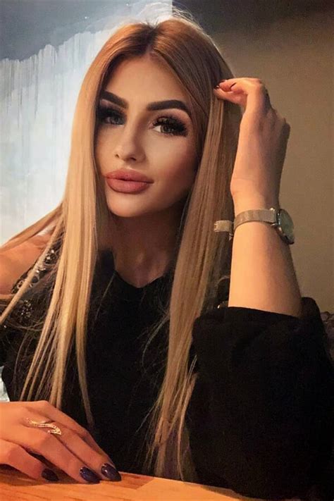 Beautiful Yuliia Y O From Lutsk With Blonde Hair Id Ladadate