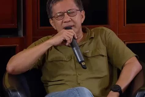 Rocky Gerung Ajak Masyarakat Pilih Capres Pikirannya Tebal Itu Ada