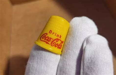 Vintage Drink Coca Cola Yellow Plastic Thimble Picclick Uk