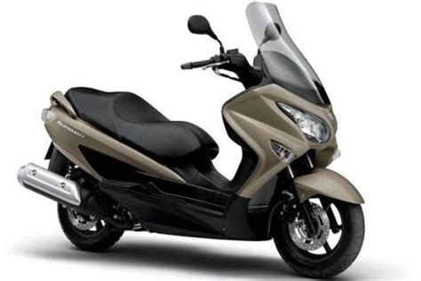 Suzuki Burgman 150cc Price, Colors, Mileage, Features, Specs and Competitors - Wheel Wale