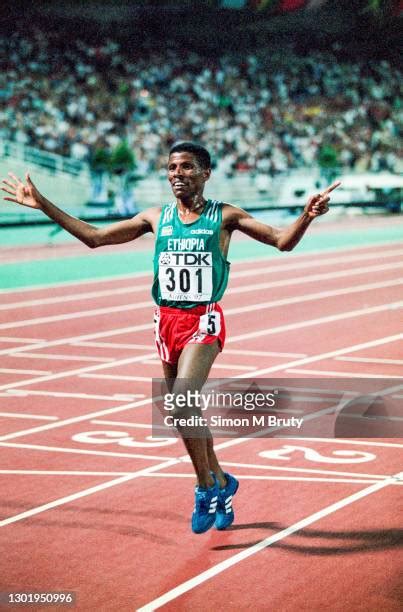 1 323 Haile Gebrselassie Photos And High Res Pictures Getty Images