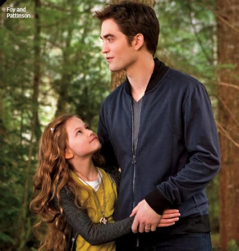 Edward Renesmee Edward And Renesmee Photo Fanpop