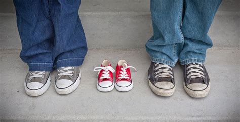 Simple Steps to Tie Shoelaces with Bunny Ears - Famlii