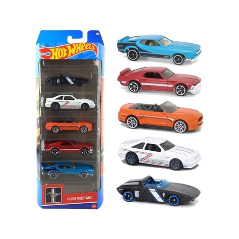 Set De Masinute Hot Wheels Ford Mustang Diverse Modele Scara EMAG Ro