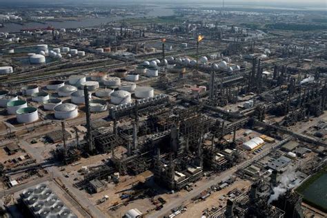 Eua Autoriza A Pemex La Compra De Refinería Deer Park Amlo Xpectro