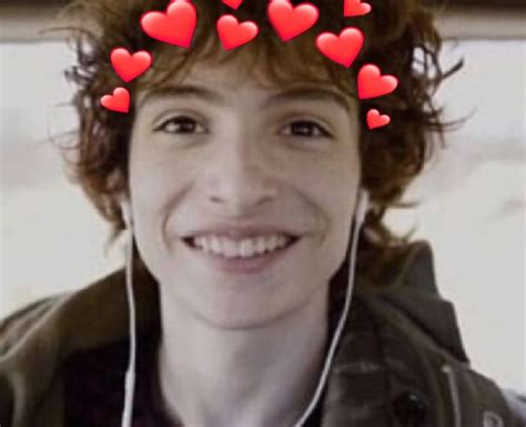 Pin Di Deliak 1230 Su Finn Wolfhard Idol