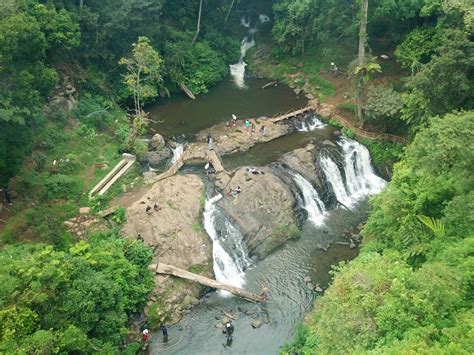 Curug Cipanas Tiket Masuk Daya Tarik Dan Fasilitas Desember