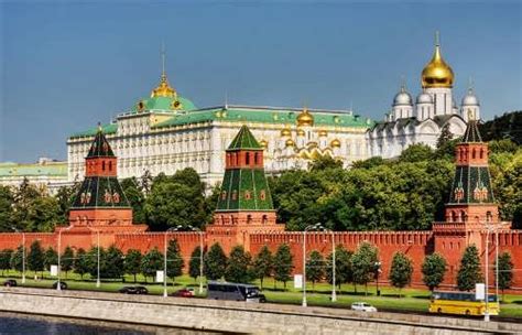 Moscow Kremlin Amazing Building With Rich History Wander Lord