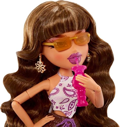 Buy Bratz Alwayz Yasmin Fashion Doll With 10 Accessories And Poster At