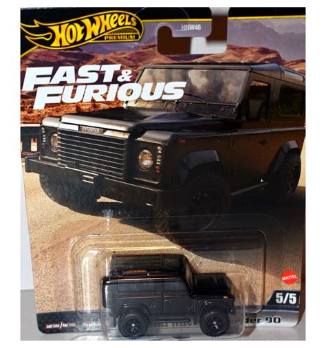 Hot Wheels Premium Land Rover Defender
