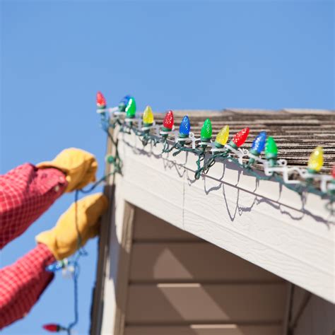 Hanging High And Dry: A Step-By-Step Guide To Roof Christmas Light Installation