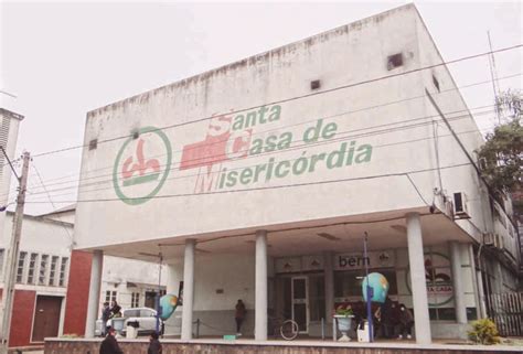 M Dicos Cumprem Aviso Pr Vio Na Santa Casa Ap S Entregarem Pedido De