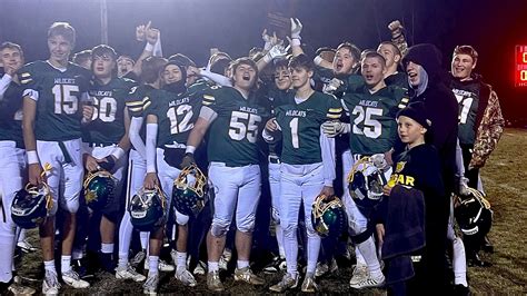 WIAA football playoffs: Find out which teams advanced and final scores