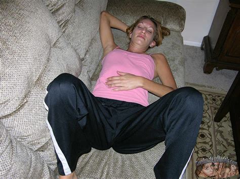 Allie Gives Hot Amateur Handjob