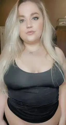 Quick Titty Drop From A Thick Squirting Blonde Scrolller