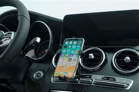 The 7 Best Phone Holders For The Mercedes C Class 2024