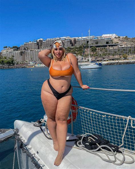 Ft Ydn Natalialozano Vgfhki FB IMG Porn Pic