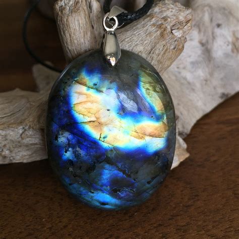 Pendentif Labradorite Lithothérapie chakras Pierres Indigo