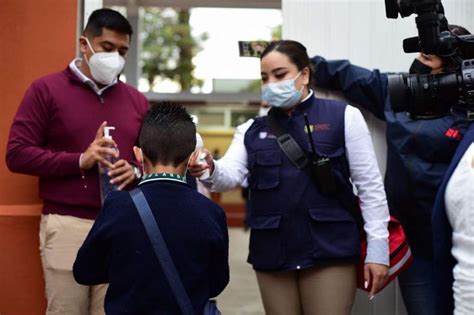 Zenyazen dio la bienvenida a más de 1 3 millones de estudiantes de