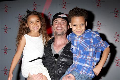 LOS ANGELES, MAR 25 - McKenna Roberts, Daniel Goddard, Aiden Clark at