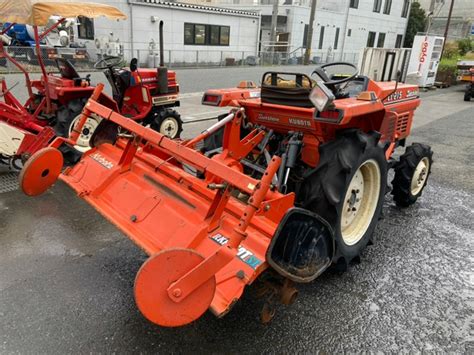 Tractors KUBOTA L1 215 FARM MART