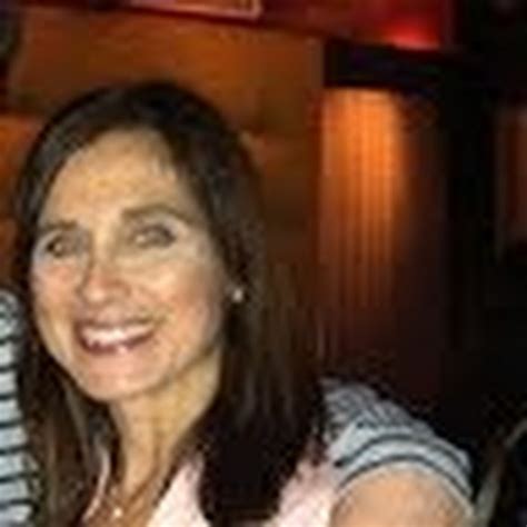 Nicole Flender - YouTube