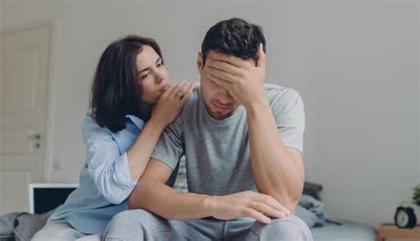 6 Major Signs Of Insecurity In A Relationship