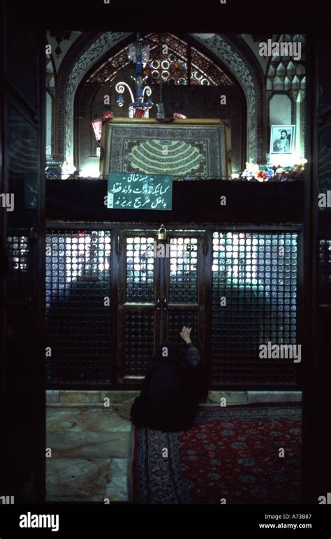 Santuario del imam ali fotografías e imágenes de alta resolución Alamy