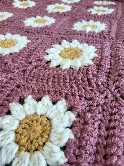 Daisy Baby Blanket Crochet Baby Blanket Baby Shower Gift Ready to Ship ...