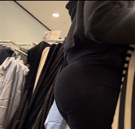 Epic Ebony Ass Different Chicks Spandex Leggings Yoga Pants Forum