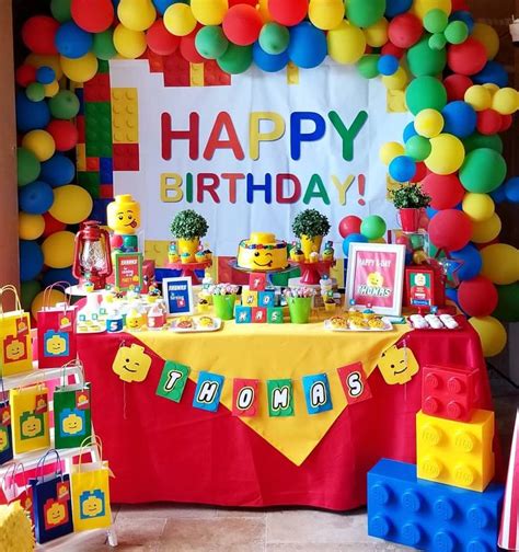 Tatnay Pacheco Balloon Artist 🎈 On Instagram Lego Themed Party 🎉🎉🎉paper Decor By