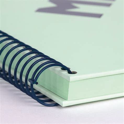 Caderno A Capa Dura Espiral Milan Pautado Verde Fl G