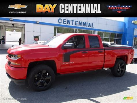 2017 Red Hot Chevrolet Silverado 1500 Custom Double Cab 4x4 120125599 Photo 16