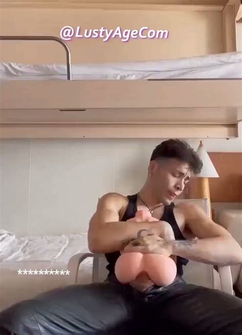 𝙉𝙚𝙬 𝙩𝙤𝙮 𝙨𝙩𝙤𝙧𝙚 on Twitter Ahhhhh this toy makes me horny eager to cum all the time like babe