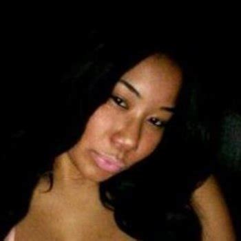 Ashleigh Hue Babe Page Watch This Centerfold On FreeOnes