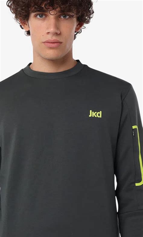MAN - Jaked