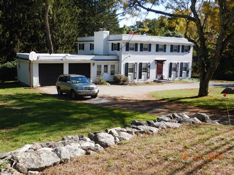 A house on Spring Street will soon become an Islamic place of worship