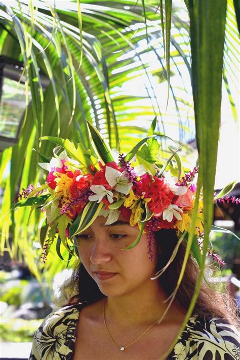 R Sultat De Recherche D Images Pour Tahitien Qui Tresse Des Herbes