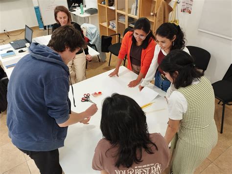 Jóvenes en desempleo de Madrid participan ya en la Lanzadera de Empleo