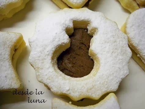 DESDE LA LUNA GALLETAS DE ALMENDRA CON GANACHÉ DE CHOCOLATE A LA NARANJA