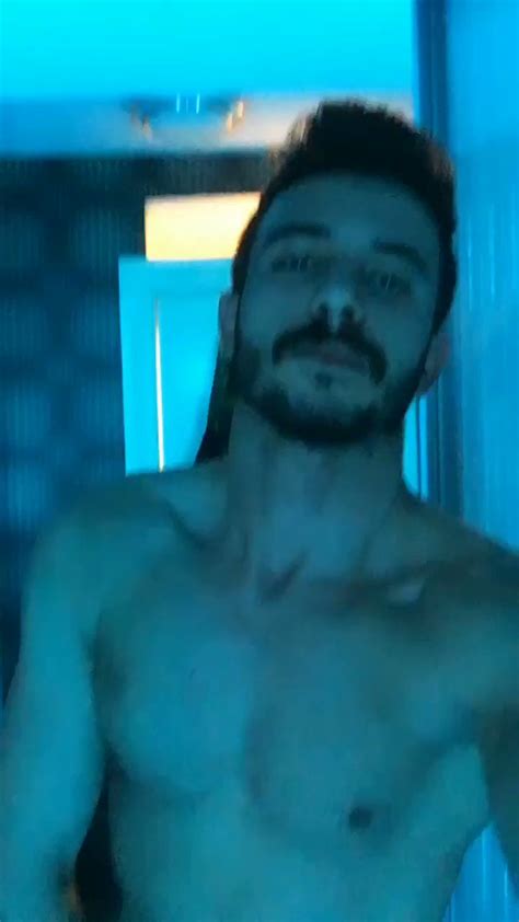 İSTANBUL GAY on Twitter Bilen bilir bilmeyen görmeye gelir istanbulgay