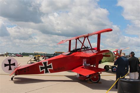 Fokker Triplane Airshow Red - Free photo on Pixabay